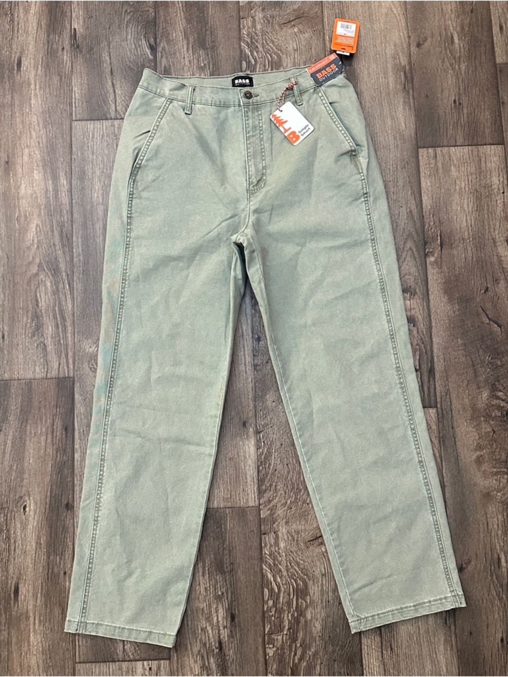 BASS OUTDOOR Slim Straight fit Anywhere Cotton Pants Women’s Size 10 Green